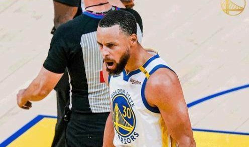 开云投注-库里暴走撕碎火箭 勇士今夜人人都是罗宾！