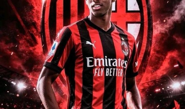 在线体育-白纸黑字想抵赖？米兰追逐巴西B2B中场生变，若签下将威胁福法纳