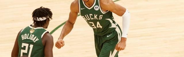 体育资讯-背靠背40+10比肩奥尼尔，别对字母的优秀视而不见