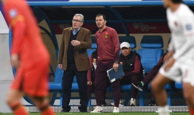 开云博彩-马德兴：国脚用命拼出胜利 伊万临场指挥让人煎熬