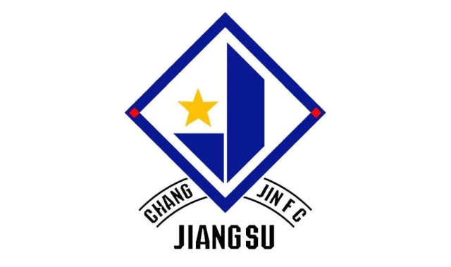开云体育投注-江苏常晋队徽：核心元素为字母“J”，是“江与晋”的首字母