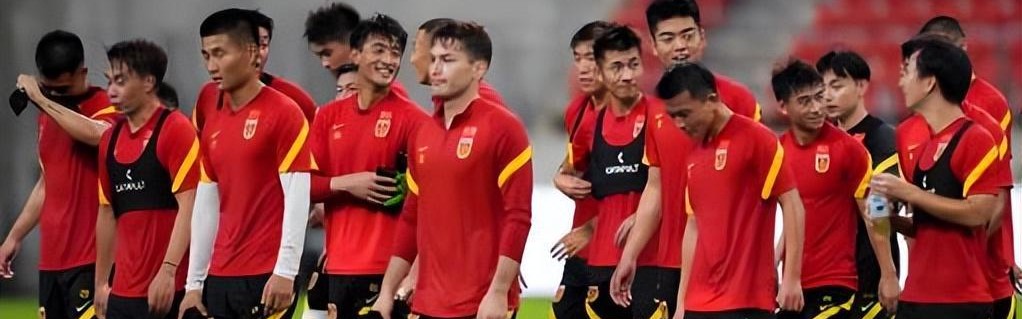 开云博彩-国足原本要跟西班牙踢热身赛，如今被对手放鸽子拒绝，引发热议