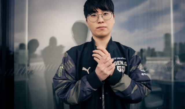 开云体育投注-GEN选手Kiin接受专访，谈生活与赛事|Gen.G|Gen.G战队|电竞选手动态|lpl|冠军_新浪体育_新浪新闻