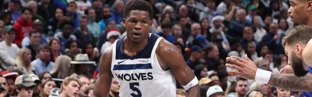 开云投注-小时候的梦想！爱德华兹圆梦圣诞大战：赢球更爽