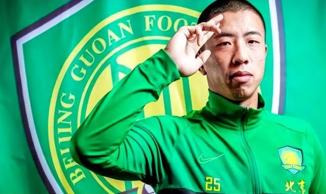 全球搏彩平台-28岁国足昔日希望之星宣布退役，直言：踢球不快乐，不想踢了