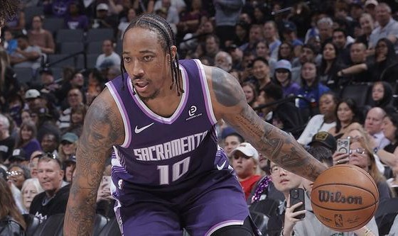 德罗赞41+11科迪34+7 国王力克爵士两连胜