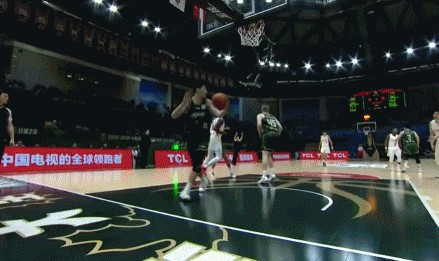 开云博彩-爆发内讧！南京同曦主帅：比赛出现了突发情况 我们做一些调整|王世龙|福建男篮|赵柏清|郭昊文|男篮_新浪体育_新浪新闻