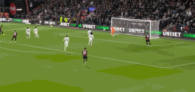 1765046936647018635.gif 塔弗尼尔推射.gif